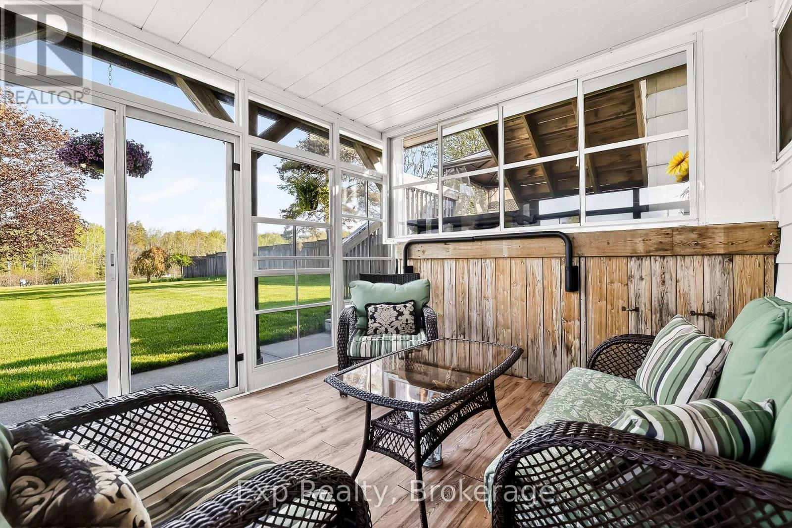 1175 LAKESHORE ROAD - 31