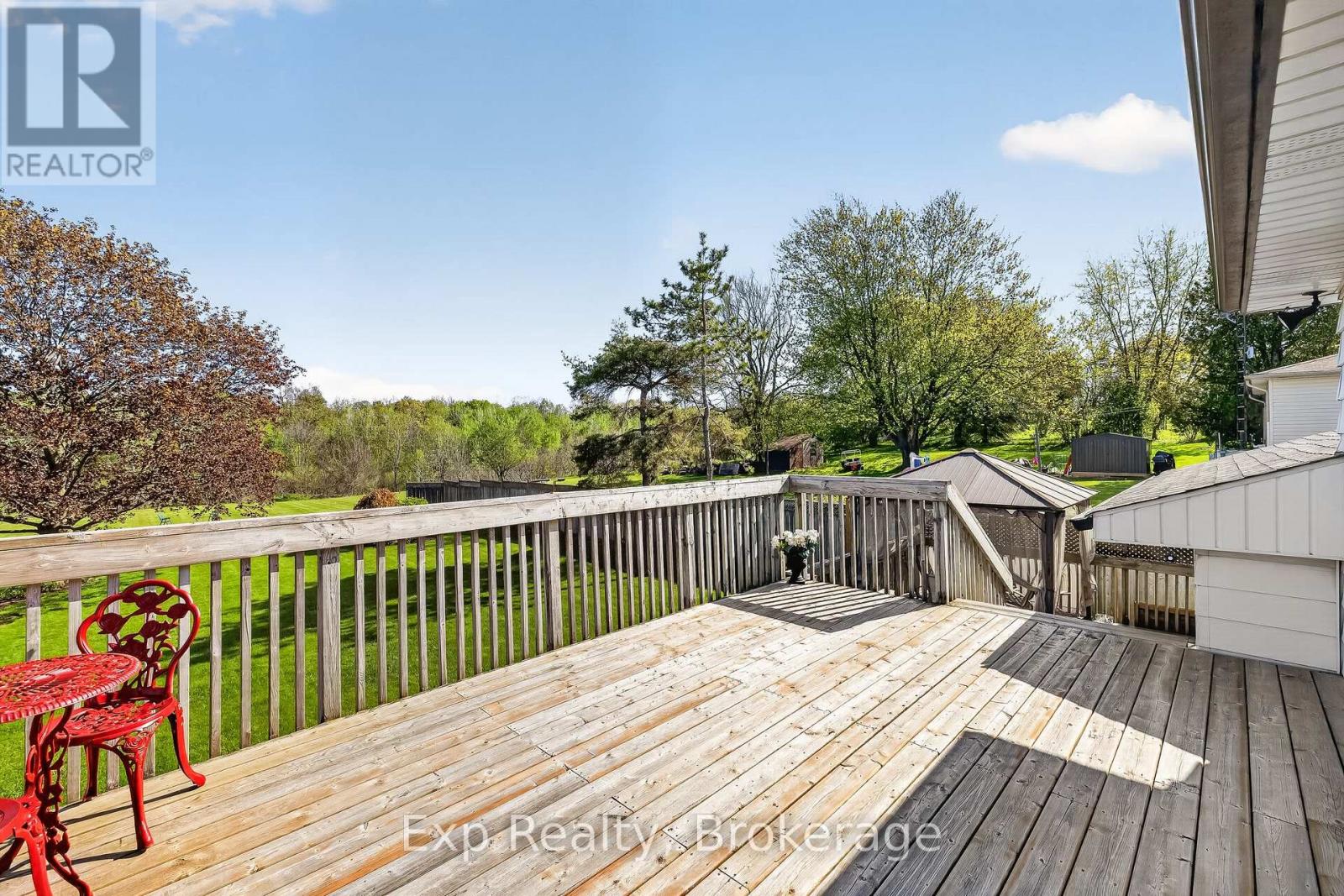 1175 LAKESHORE ROAD - 36