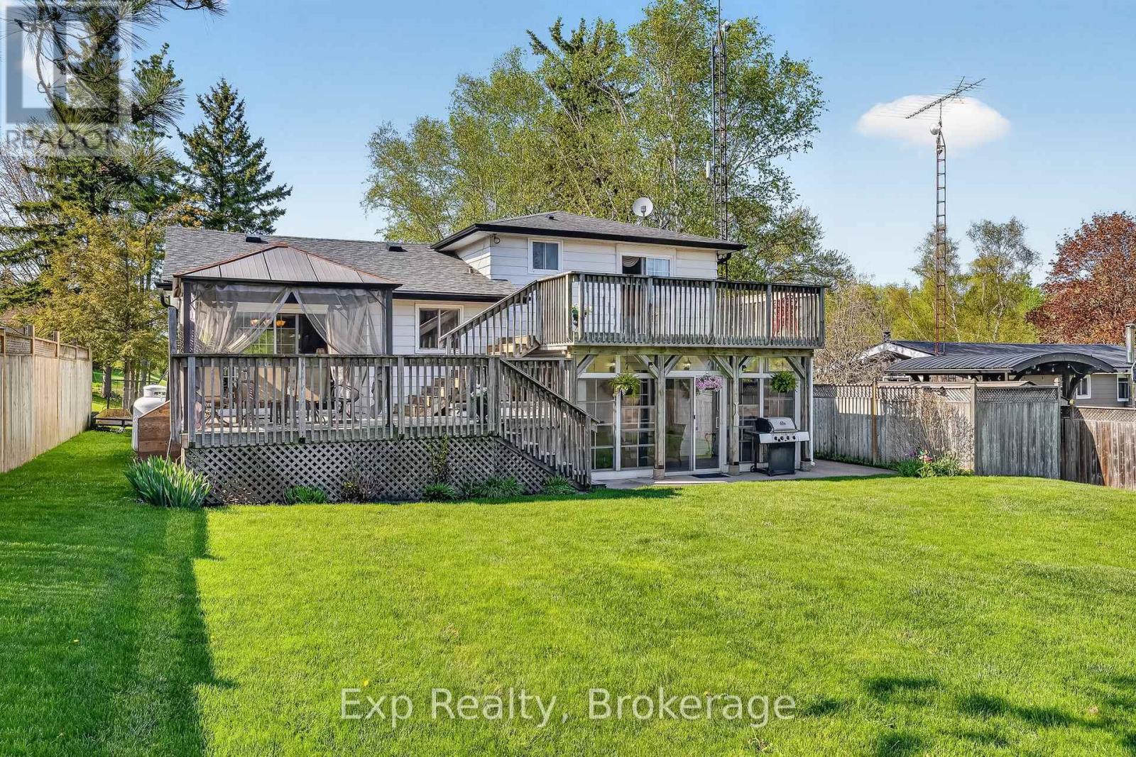 1175 LAKESHORE ROAD - 40