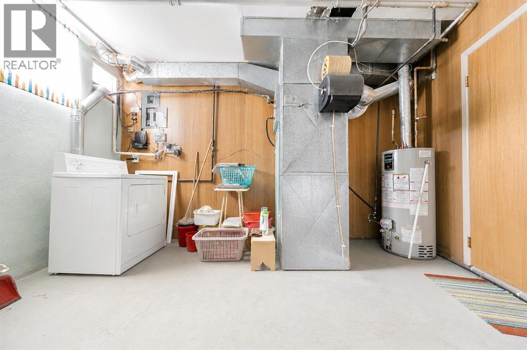 61 5 Street Southwest - Photo 28
