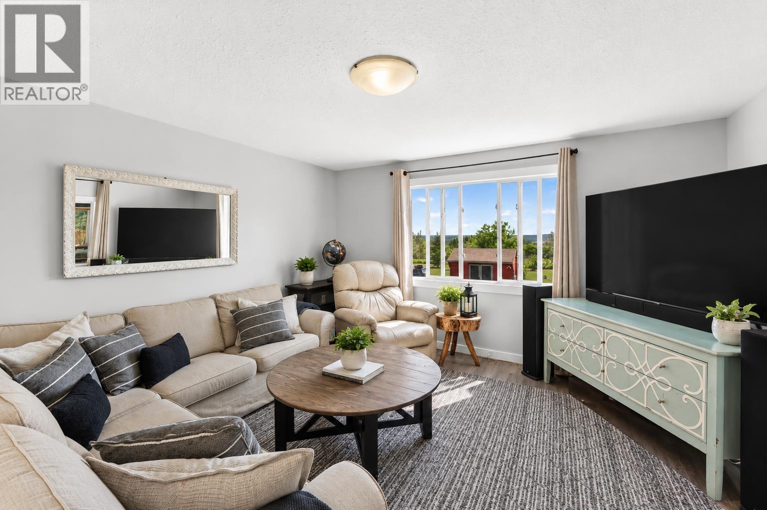 6419 NORTH PINE ROAD, Fort St. John