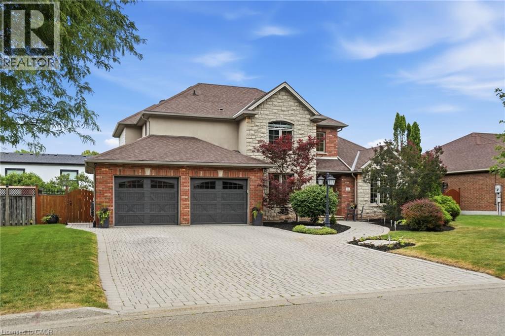 5 MANOR Crescent - 1