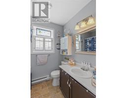 157 Smallwood Drive thumbnail 10
