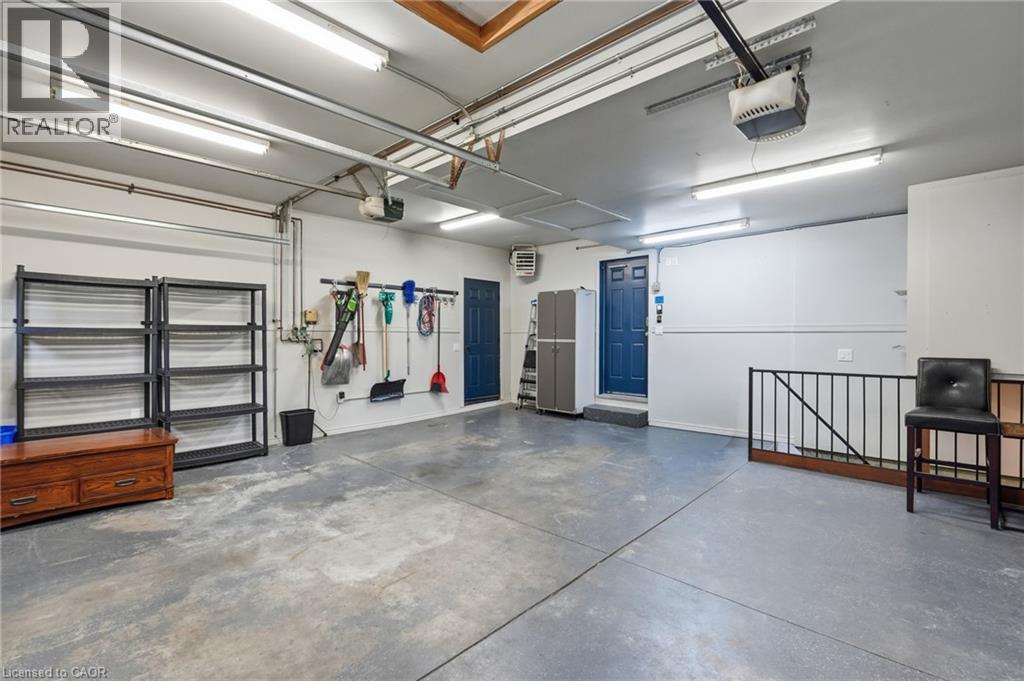 5 MANOR Crescent - 35