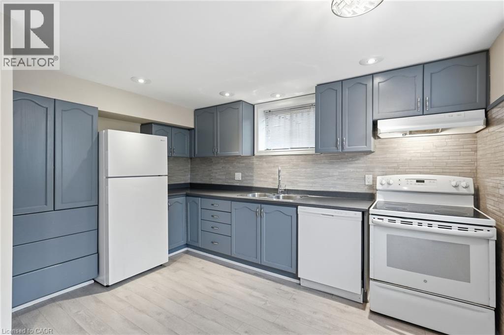 5 MANOR Crescent - Image 25