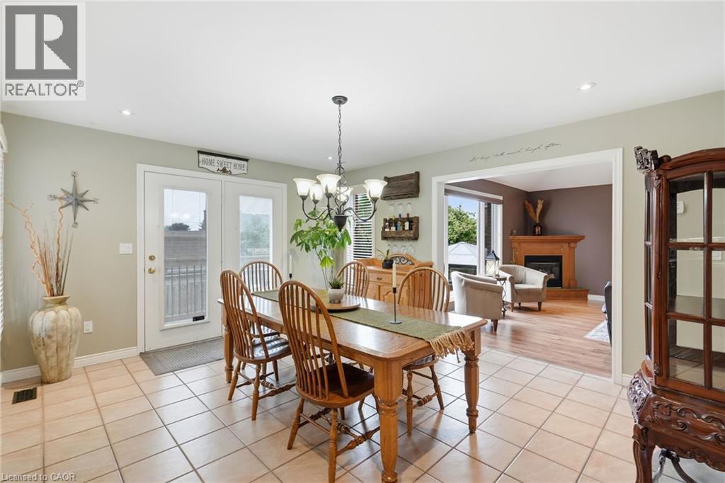 5 MANOR Crescent - Image 14