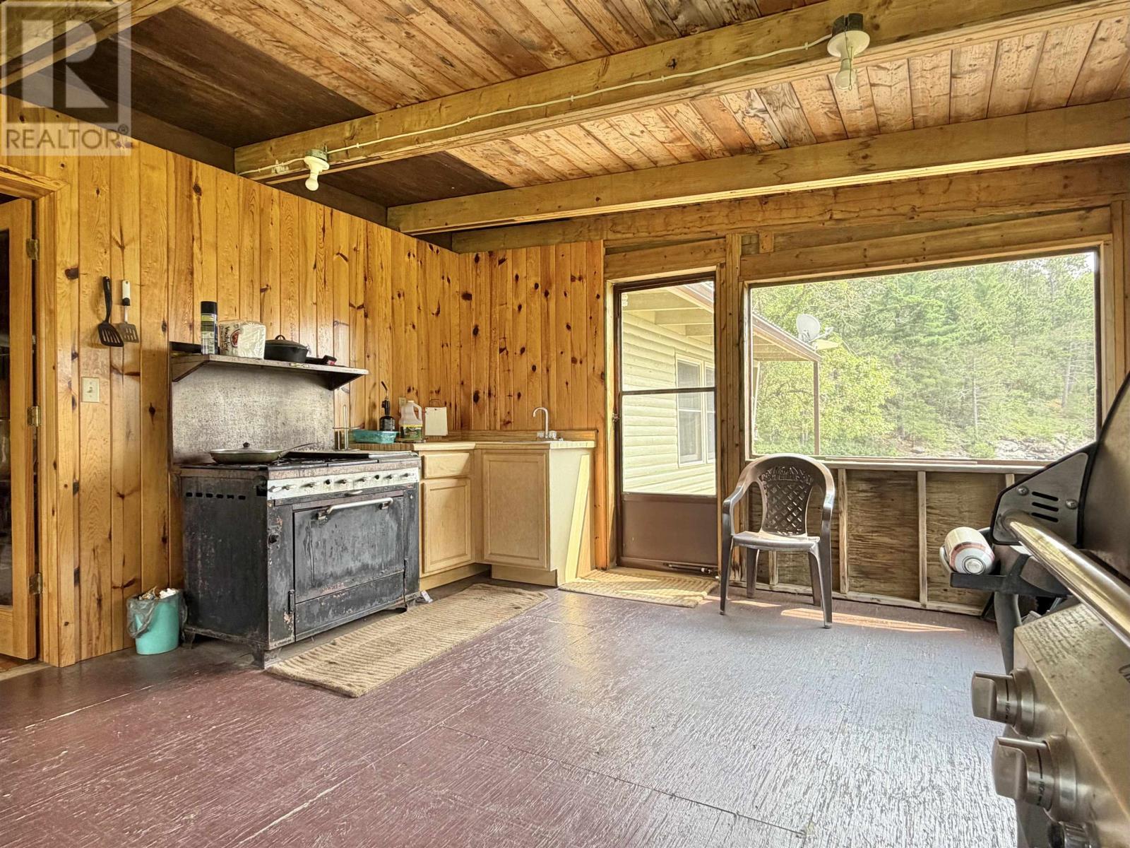 11760A PCL Red Gut, Rainy Lake - 17