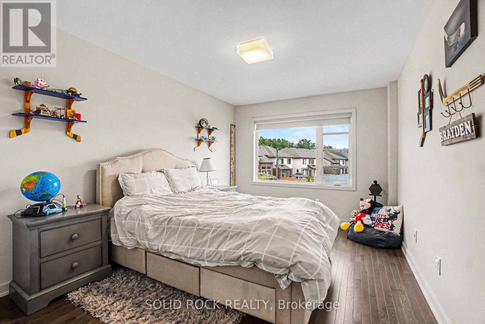 114 LARIMAR CIRCLE - Image 17