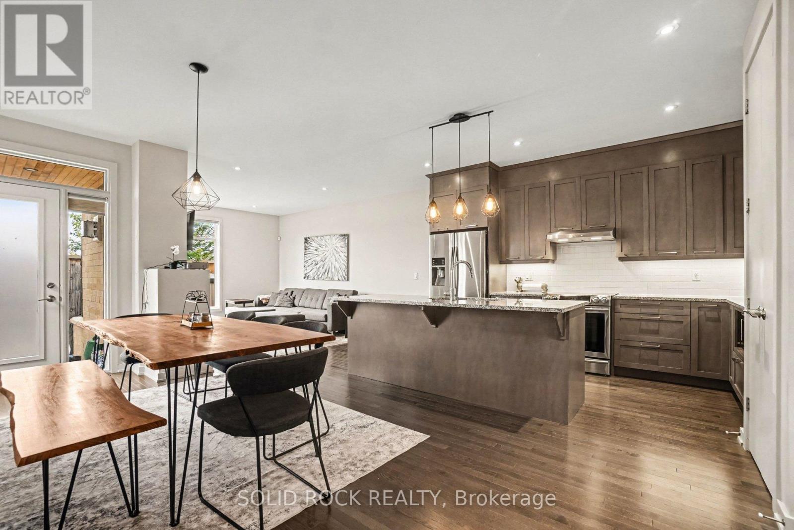 114 LARIMAR CIRCLE - 2