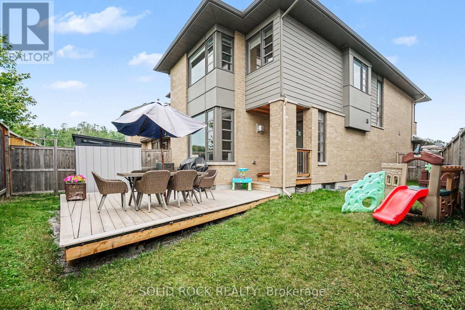 114 LARIMAR CIRCLE - Image 22