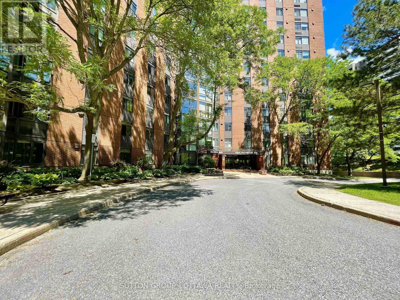 #810 2871 RICHMOND ROAD - 1