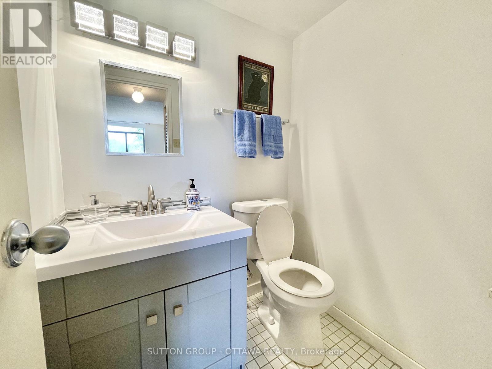 #810 2871 RICHMOND ROAD - 20
