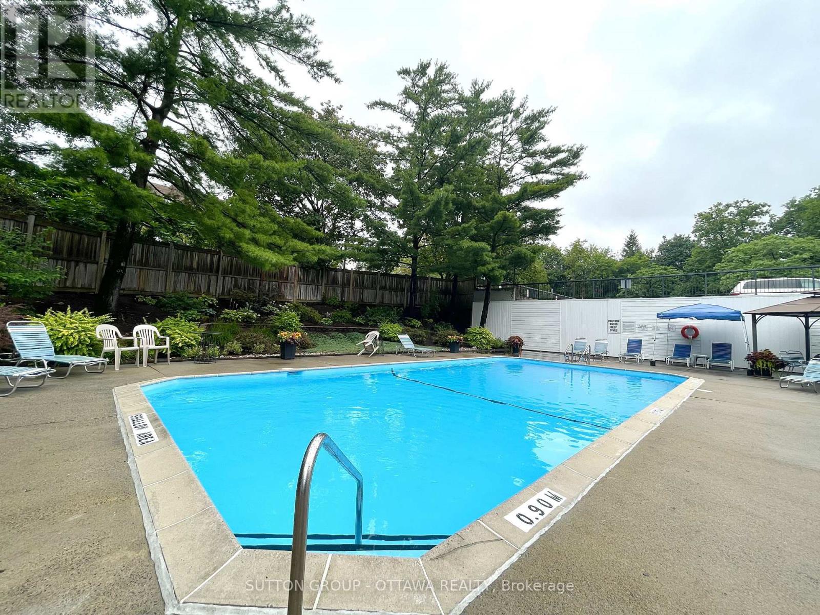 #810 2871 RICHMOND ROAD - 28