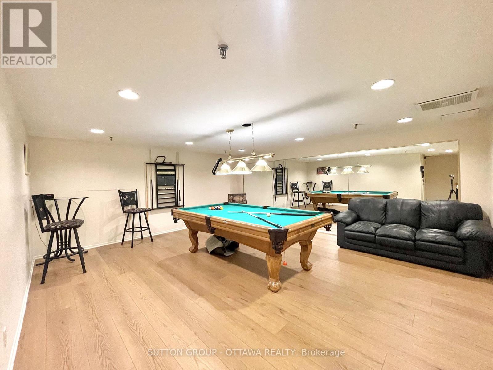#810 2871 RICHMOND ROAD - 30