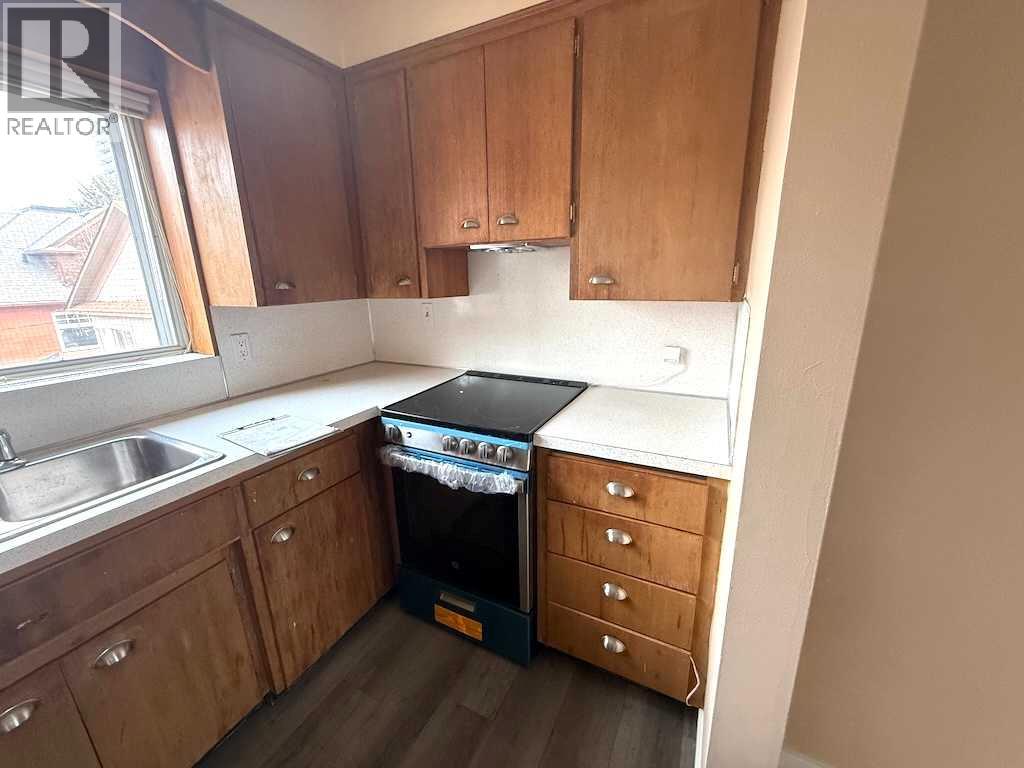 1803 9 Street SW - 9