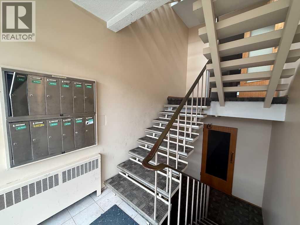 1803 9 Street SW - 3
