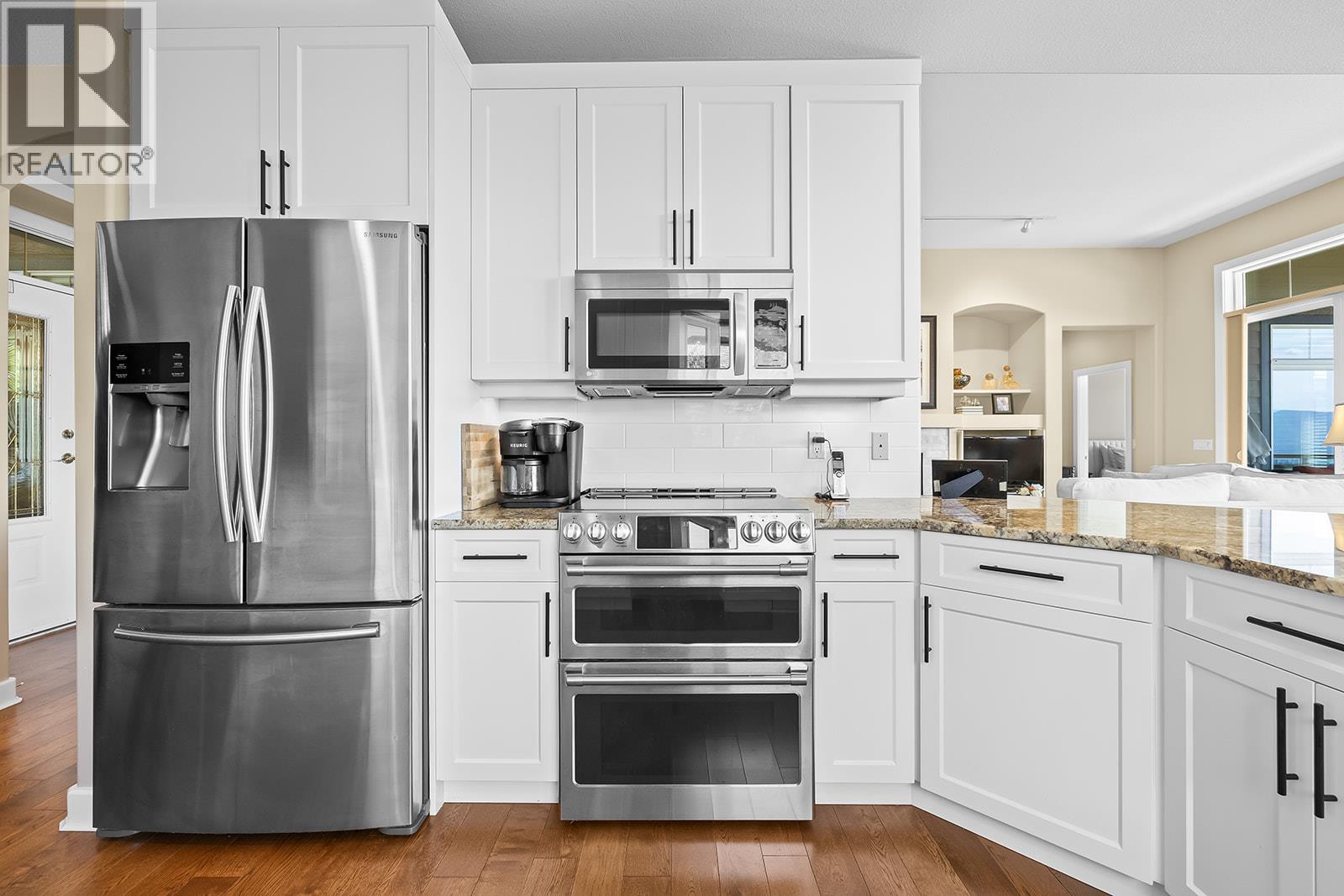 10 3800 Gallaghers Pinnacle Way, Kelowna