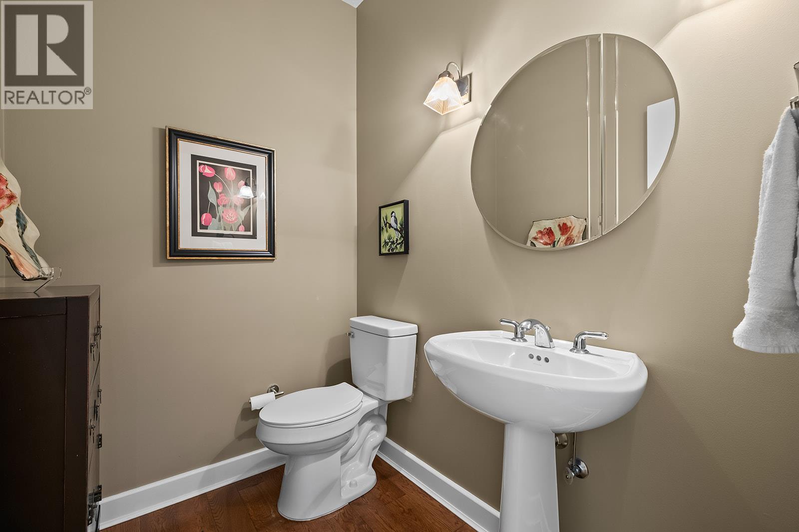 10 3800 Gallaghers Pinnacle Way, Kelowna