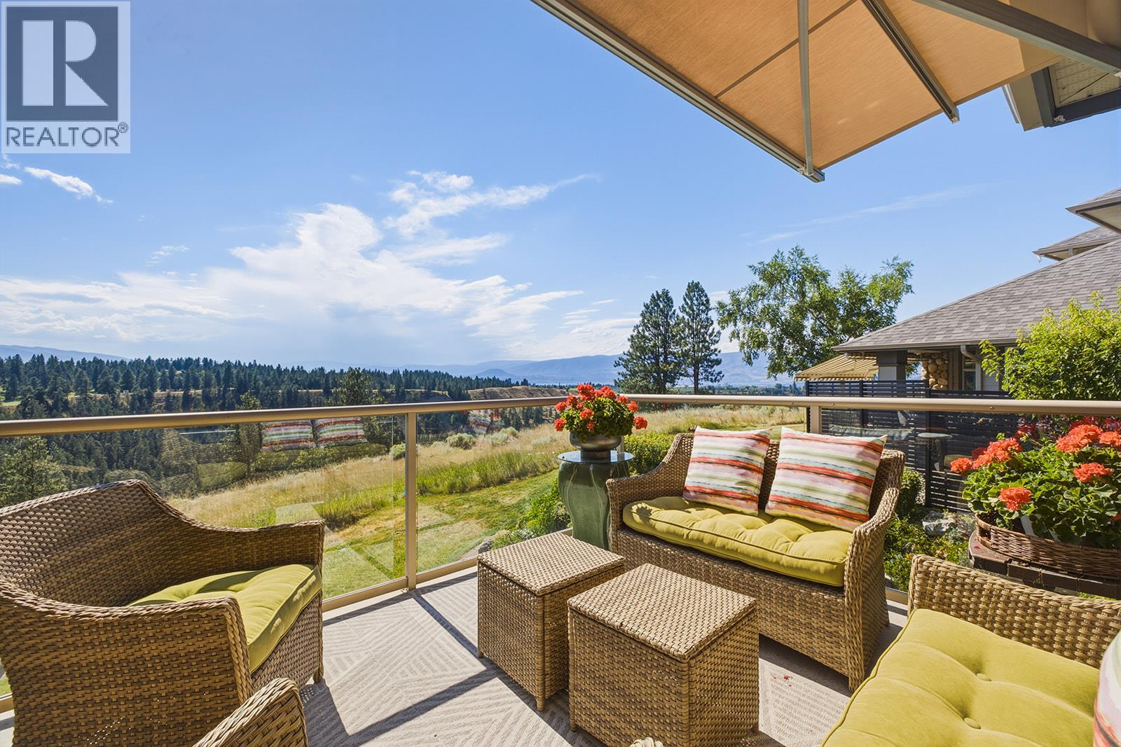 10 3800 Gallaghers Pinnacle Way, Kelowna