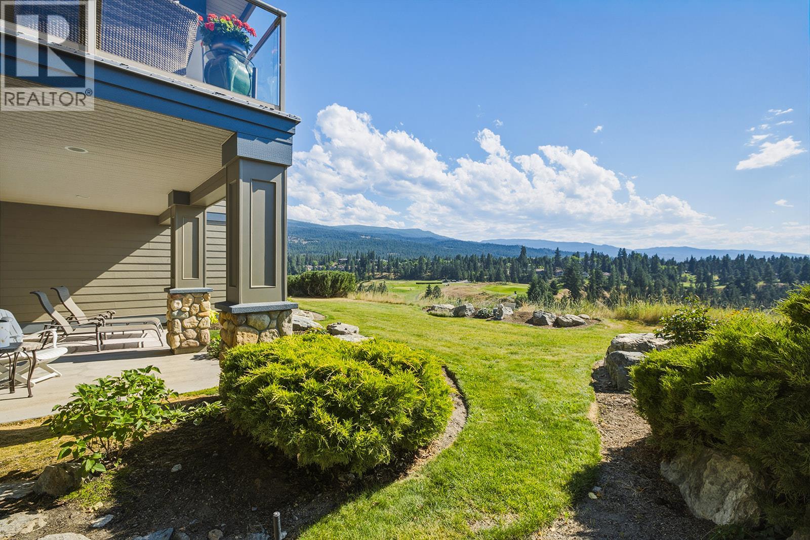 10 3800 Gallaghers Pinnacle Way, Kelowna