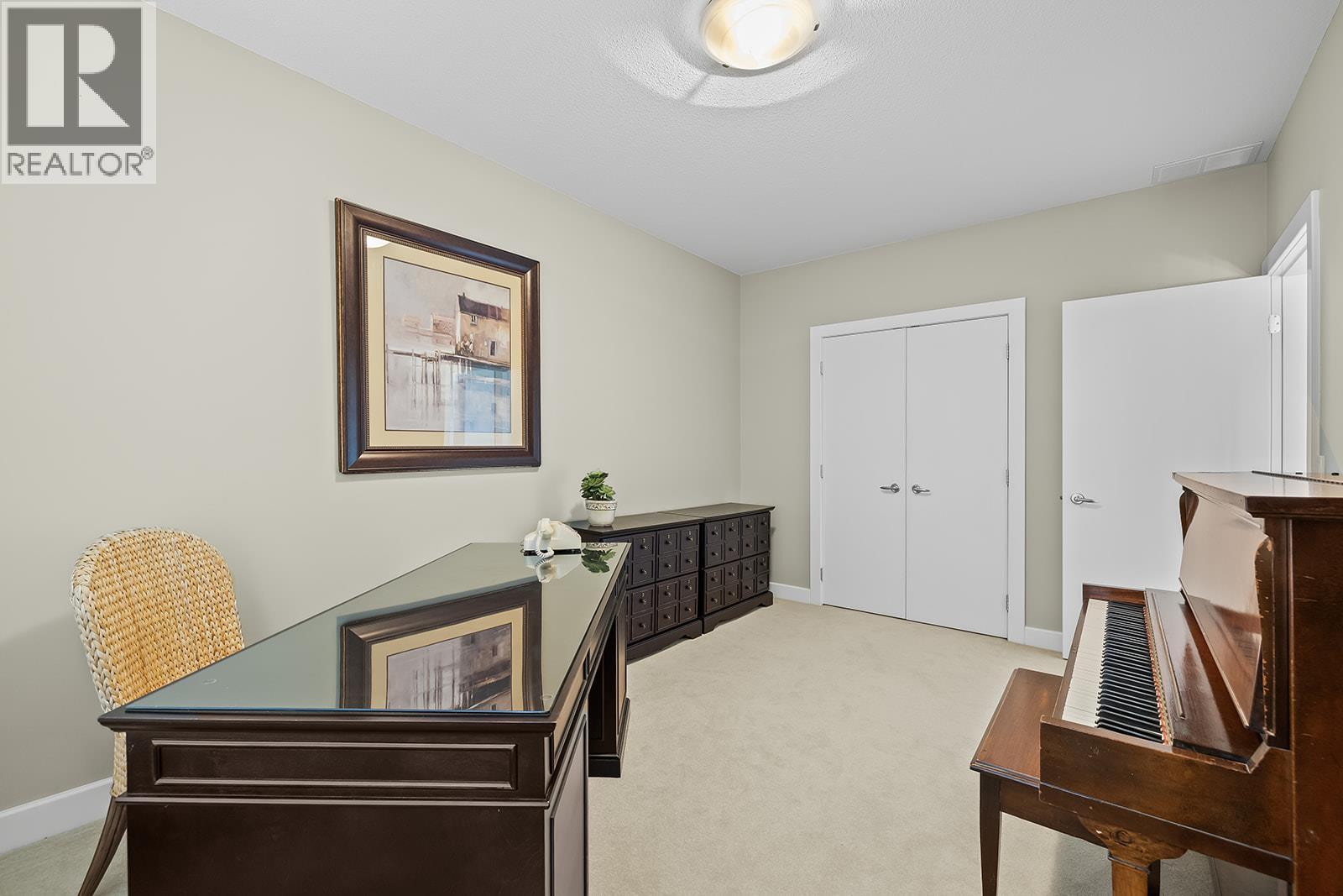 10 3800 Gallaghers Pinnacle Way, Kelowna