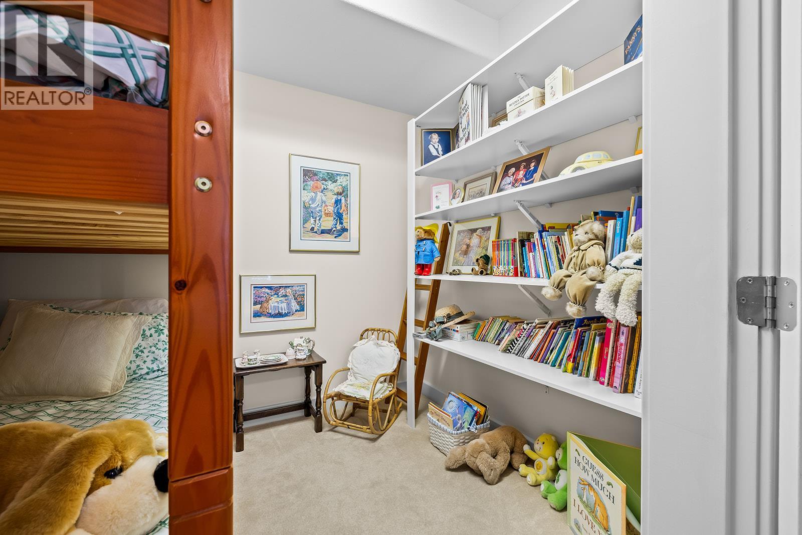 10 3800 Gallaghers Pinnacle Way, Kelowna