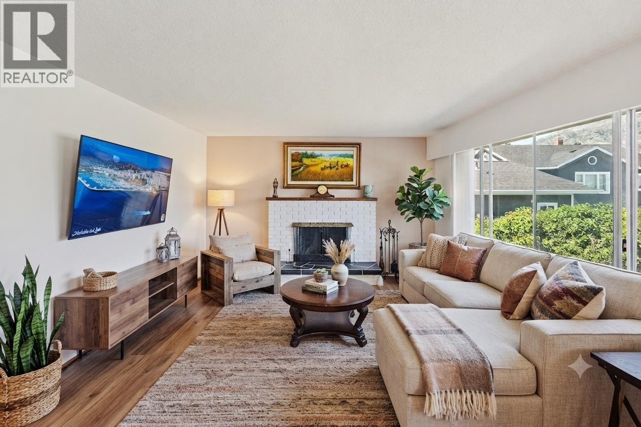 8405 87th Street - 11