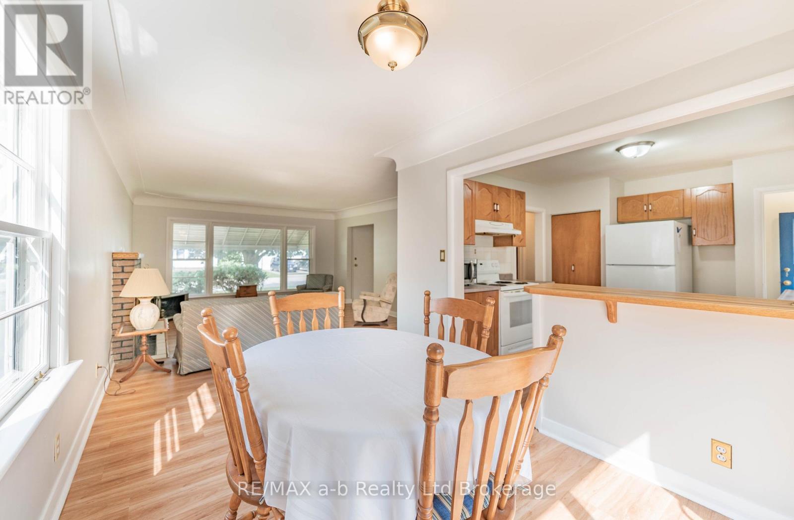 13 PARKSIDE DRIVE - 10