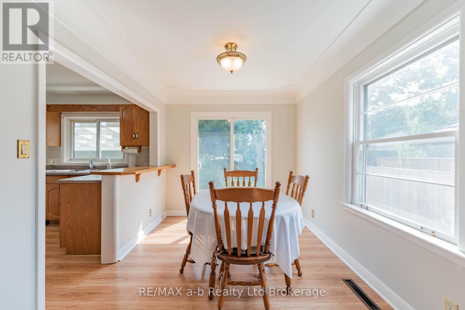 13 PARKSIDE DRIVE - 9