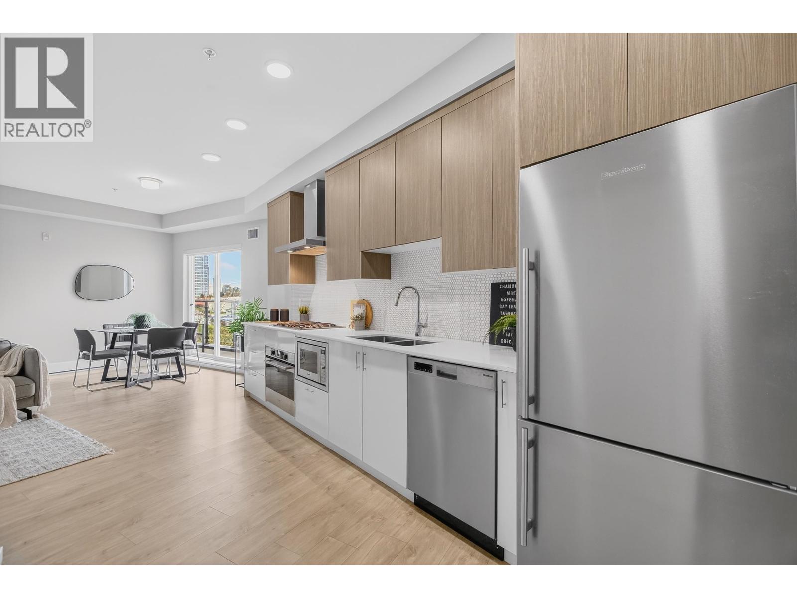 2 Bed, 2 Bath Apartment for Sale in Burnaby – 215 6283 KINGSWAY AVENUE, Burnaby – MLS# R3150900 - Image 11