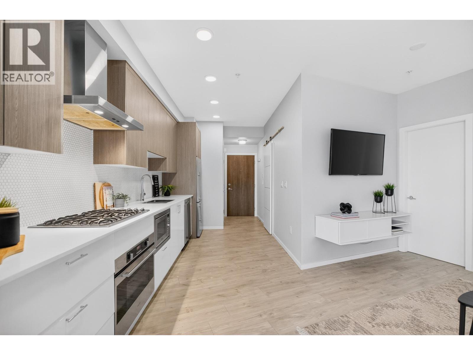 2 Bed, 2 Bath Apartment for Sale in Burnaby – 215 6283 KINGSWAY AVENUE, Burnaby – MLS# R3150900 - Image 12