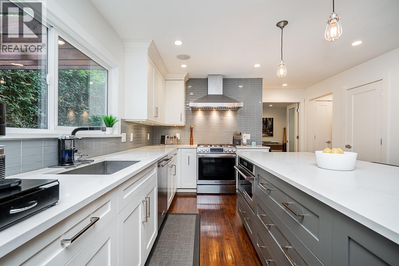 5244 CAMBRIDGE Court, Delta