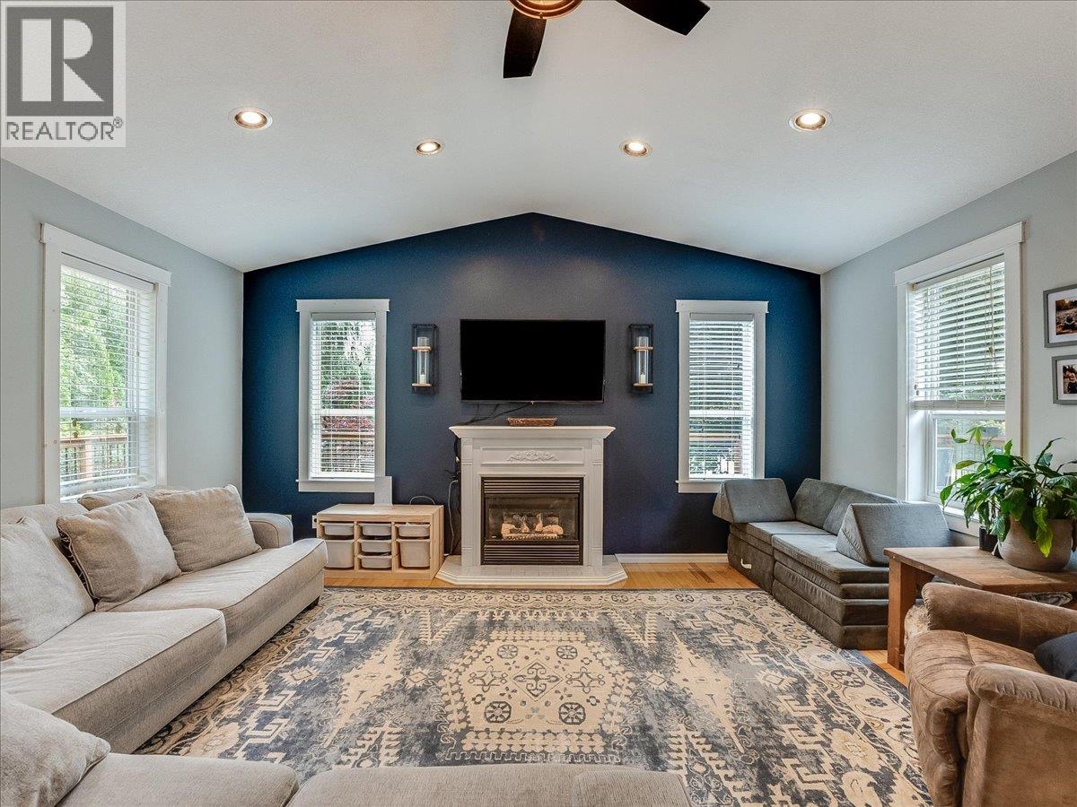 2451 Cunningham Road - 18