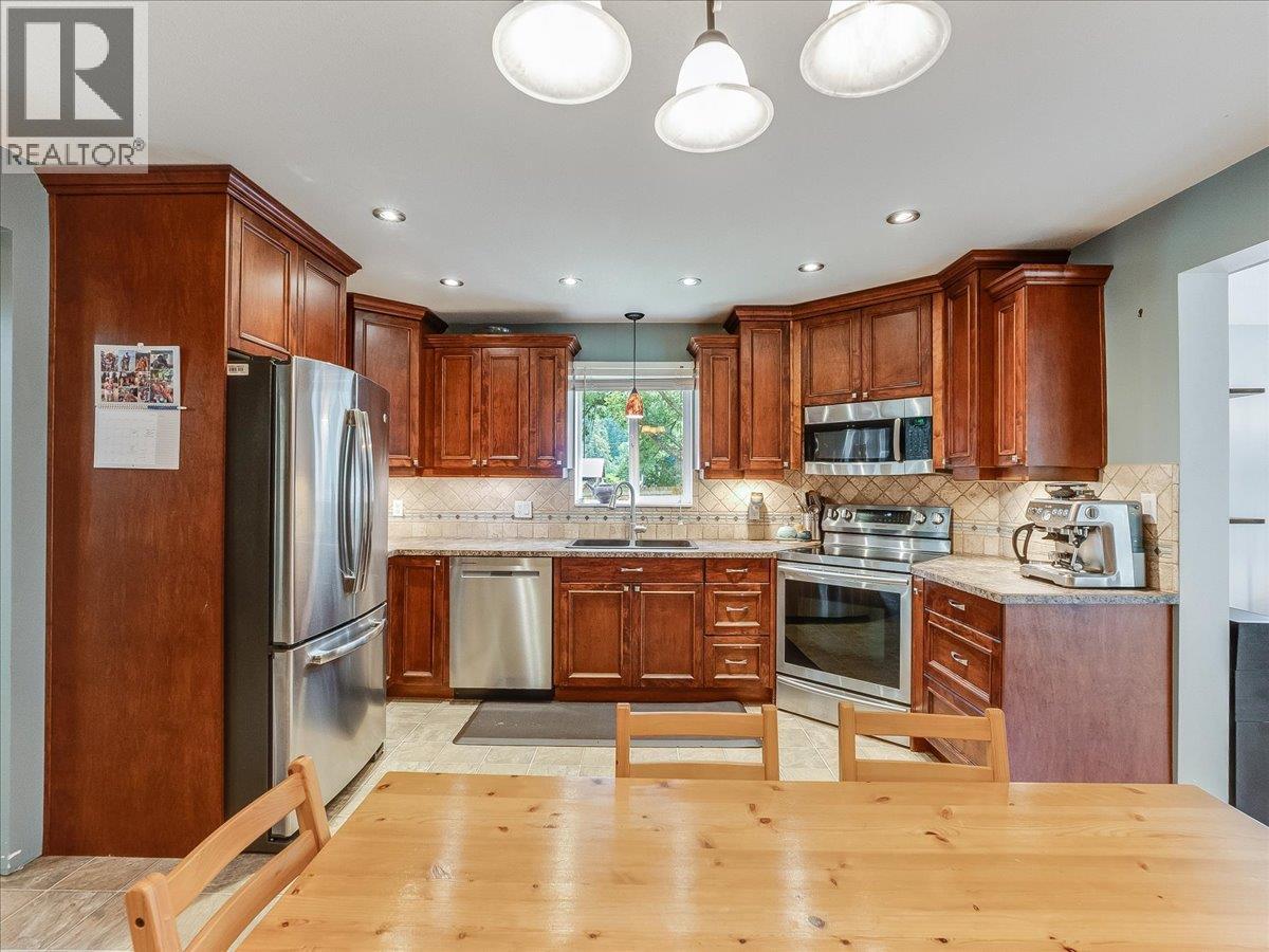2451 Cunningham Road - 23