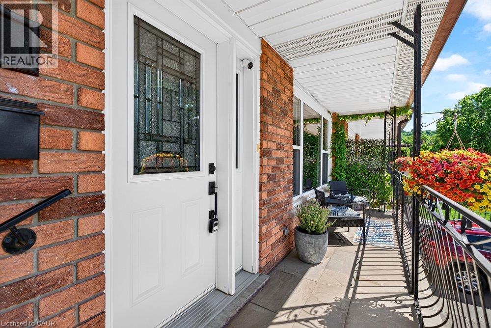 102 BIRCHLAWN Drive - Image 10