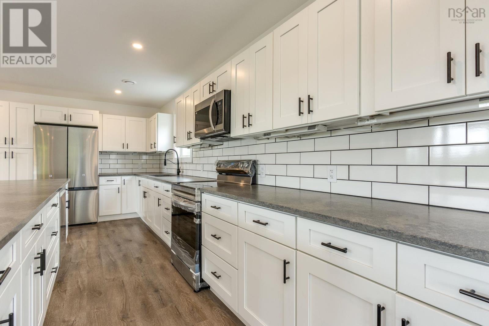 4606 Clam Harbour Road - 12