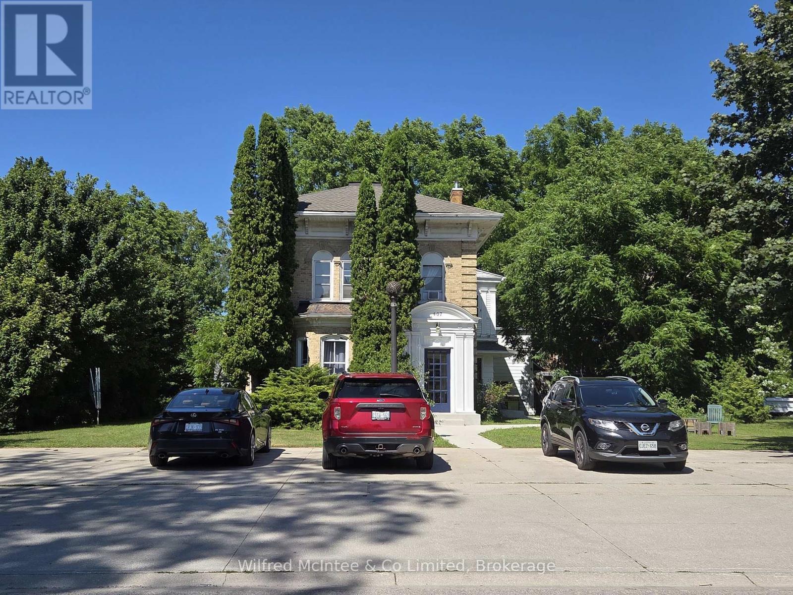 467 GREEN STREET