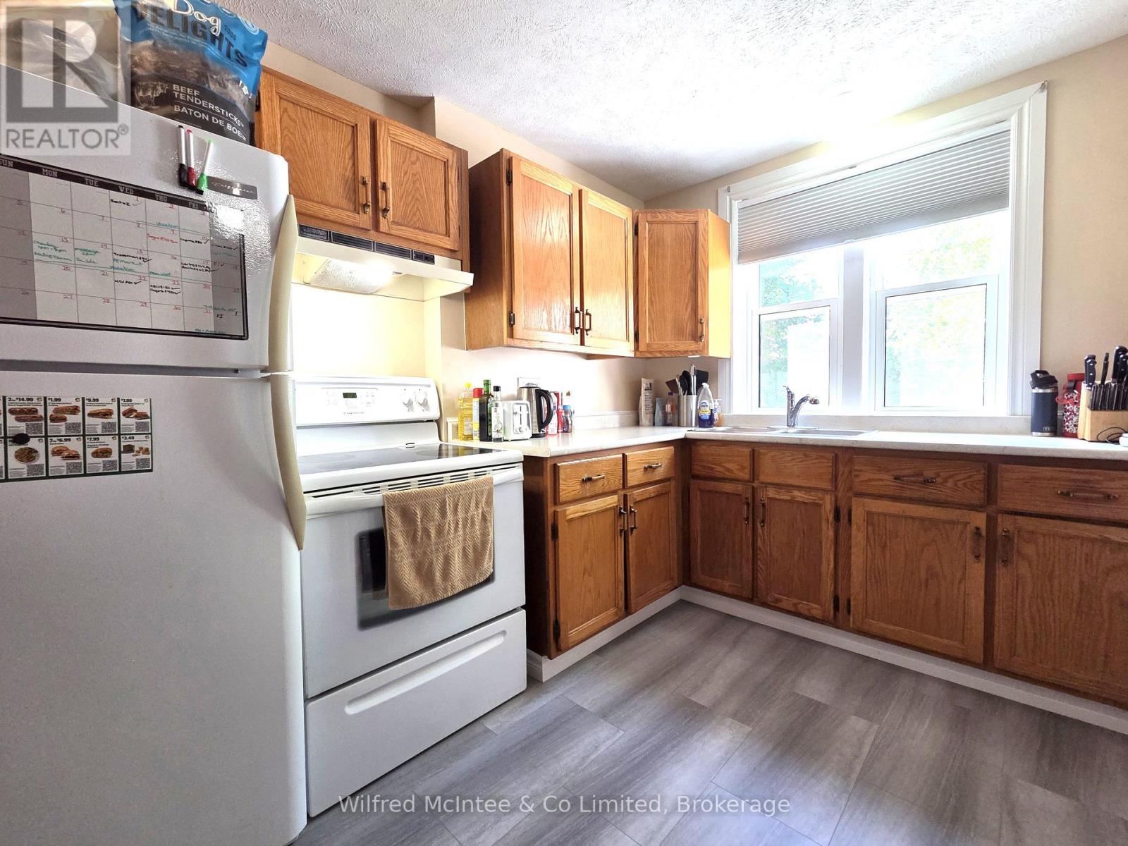 467 GREEN STREET - 17