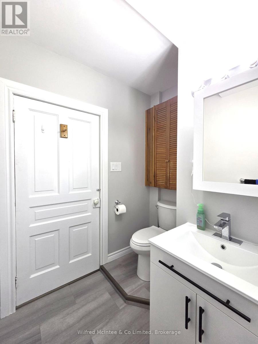467 GREEN STREET - Image 21