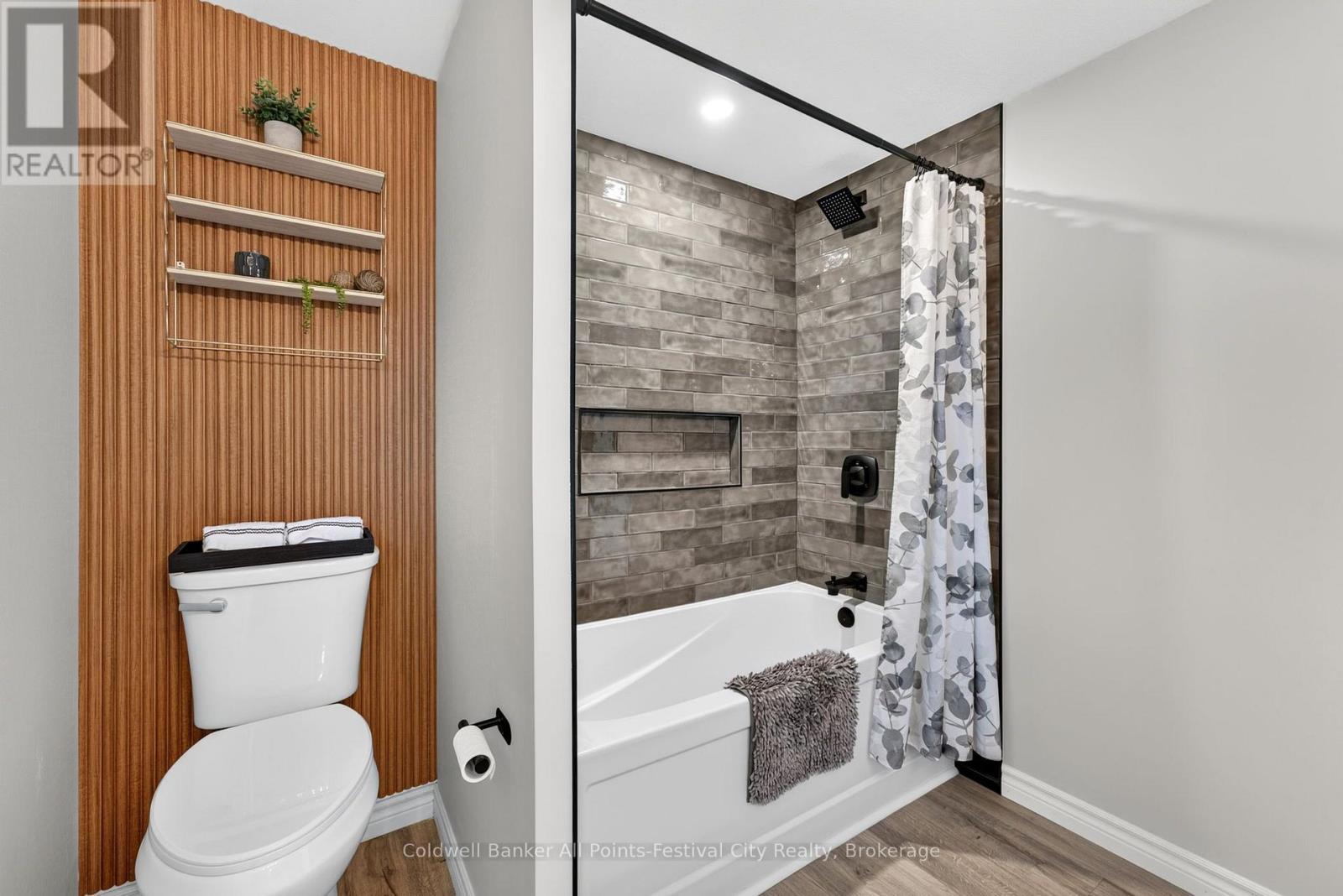 71 CHEROKEE LANE - Image 25