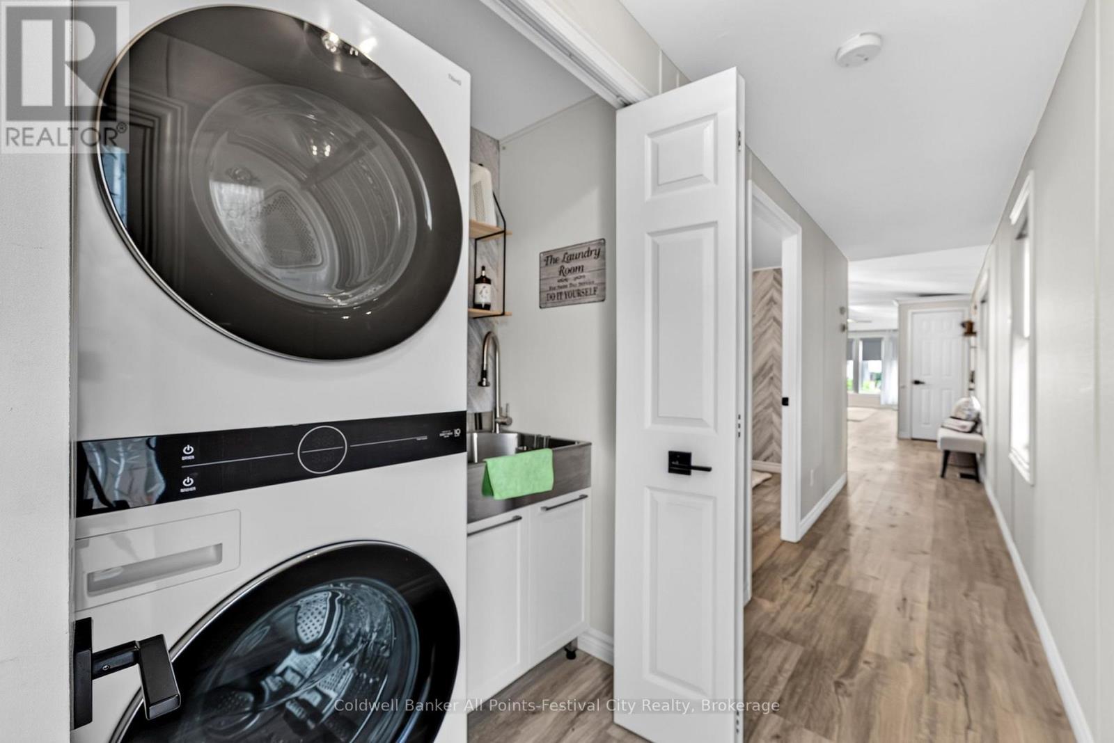 71 CHEROKEE LANE - Image 26