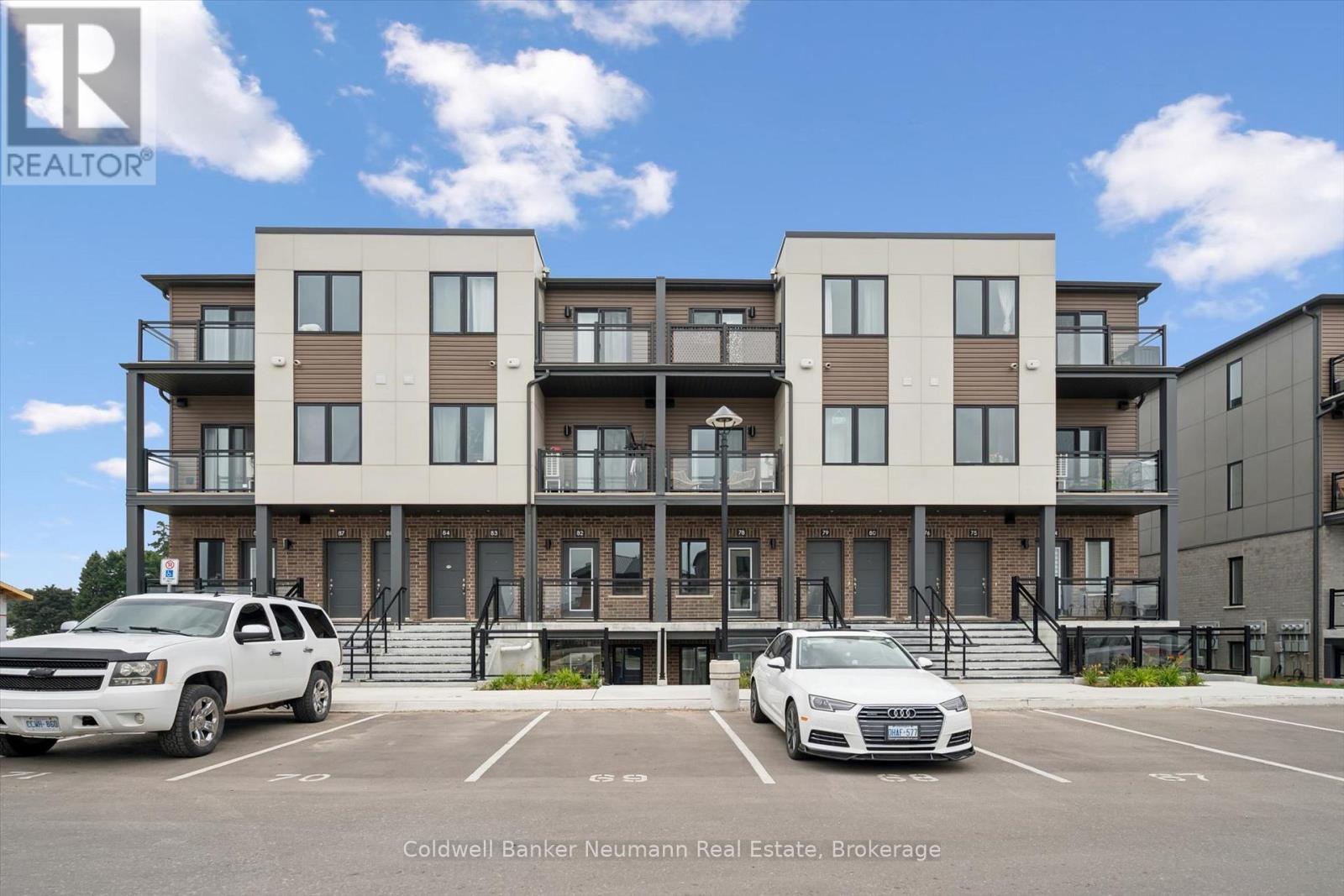#78 940 ST. DAVID STREET N - 20