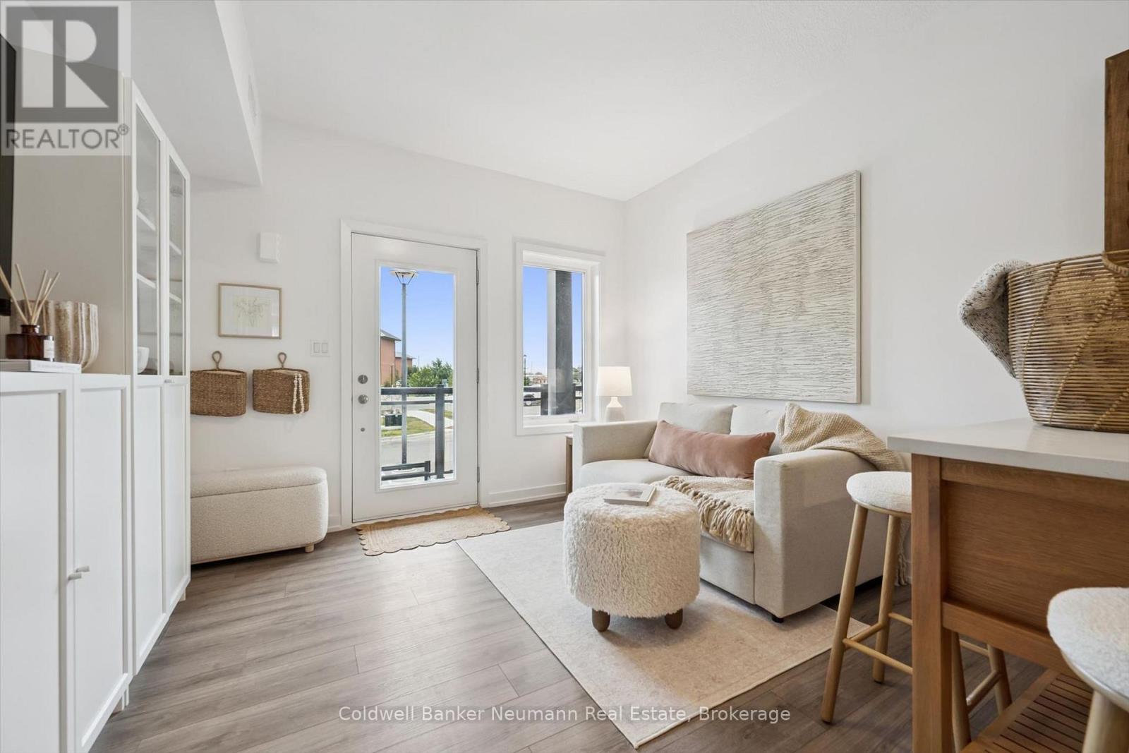 #78 940 ST. DAVID STREET N - Image 9