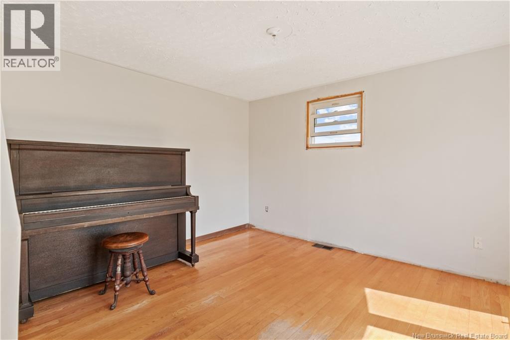 569 Memramcook east - 11