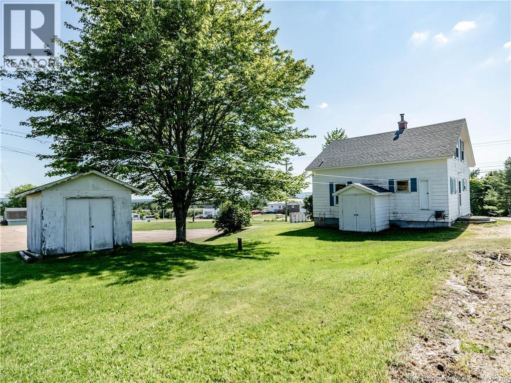 569 Memramcook east - 5