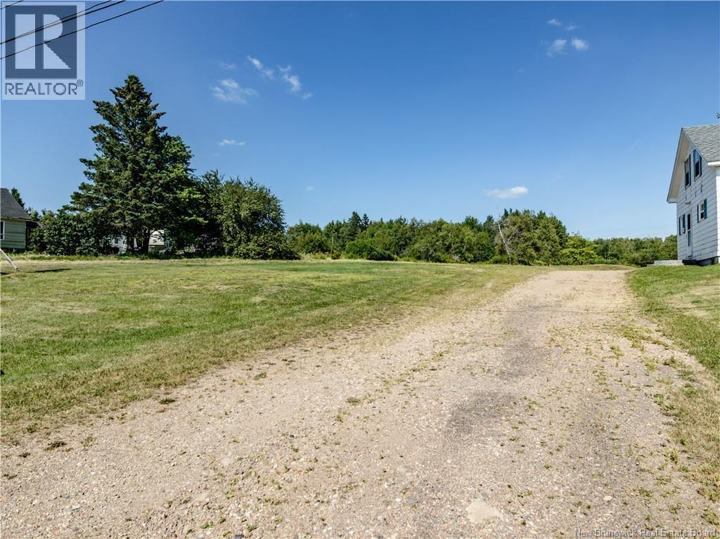 569 Memramcook east - 8
