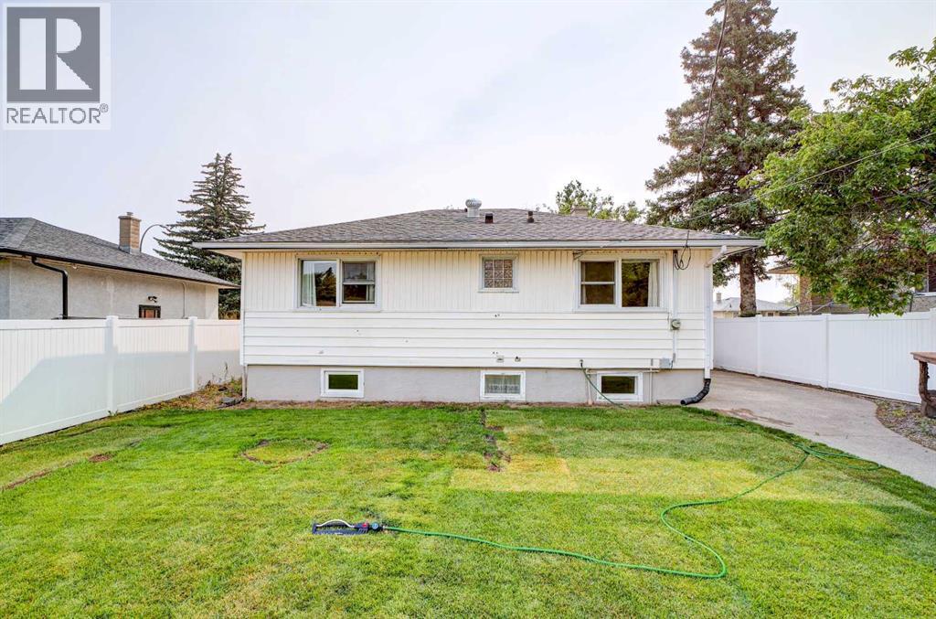 518 10 Street N - 39