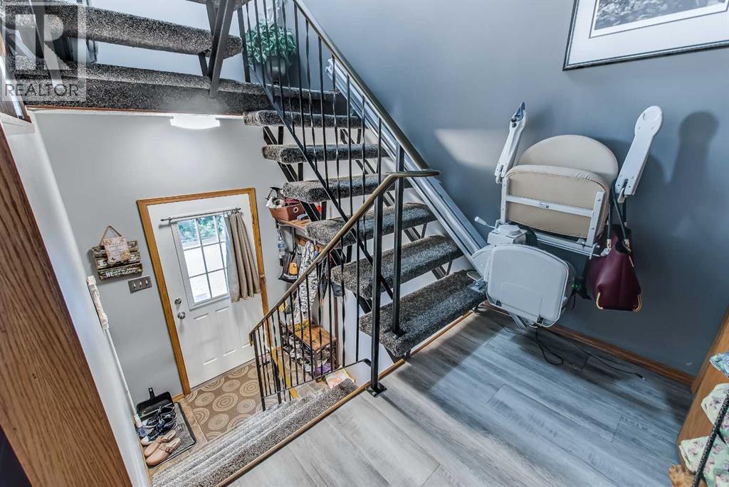 643 5 Street Southeast - Photo 8