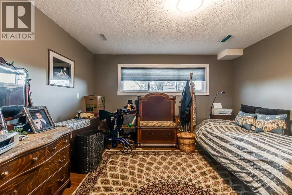 643 5 Street Southeast - Photo 44