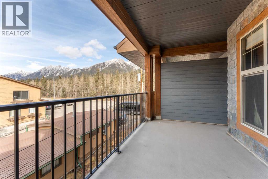 #218 A & B 1818 Mountain Avenue - 19